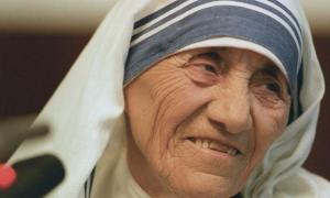 Мать терезу причислили к лику святых римско-католической церкви Какие чудеса были совершены матерью Терезой