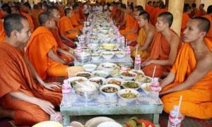 Религия, буддизм, монашеская жизнь в тайланде на земле желтых одежд Учение Будды